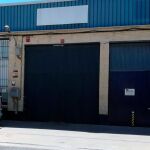 Las instalaciones de Magrudis SL, productora de «La Mechá», en el Polígno El Pino de Sevilla / Foto: Efe Las instalaciones de Magrudis SL, productora de «La Mechá», en el Polígno El Pino de Sevilla / Foto: Efe