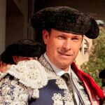 Mariano de la Viña antes de realizar el paseíllo
