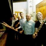 Conrado Íscar inaugura la Feria junto al alcalde Javier Fernández y el presidente de los asadores del Pincho de Lechazo Churro, Julio César García