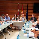 Jesús Julio Carnero preside la mesa de trabajo en la Lucha Integral contra el topillo