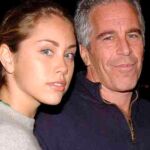 Sarah Ransome junto a Jeffrey Epstein