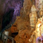 El interior de la Cueva de los Franceses de Revilla de Pomar
