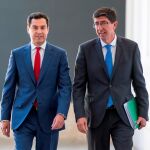Juanma Moreno y Juan Marín, en el Palacio de San Telmo