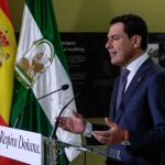 El presidente de la Junta, Juanma Moreno, ayer en Doñana / Foto: Manuel Olmedo