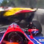 Rossi y Sato, en pleno accidente