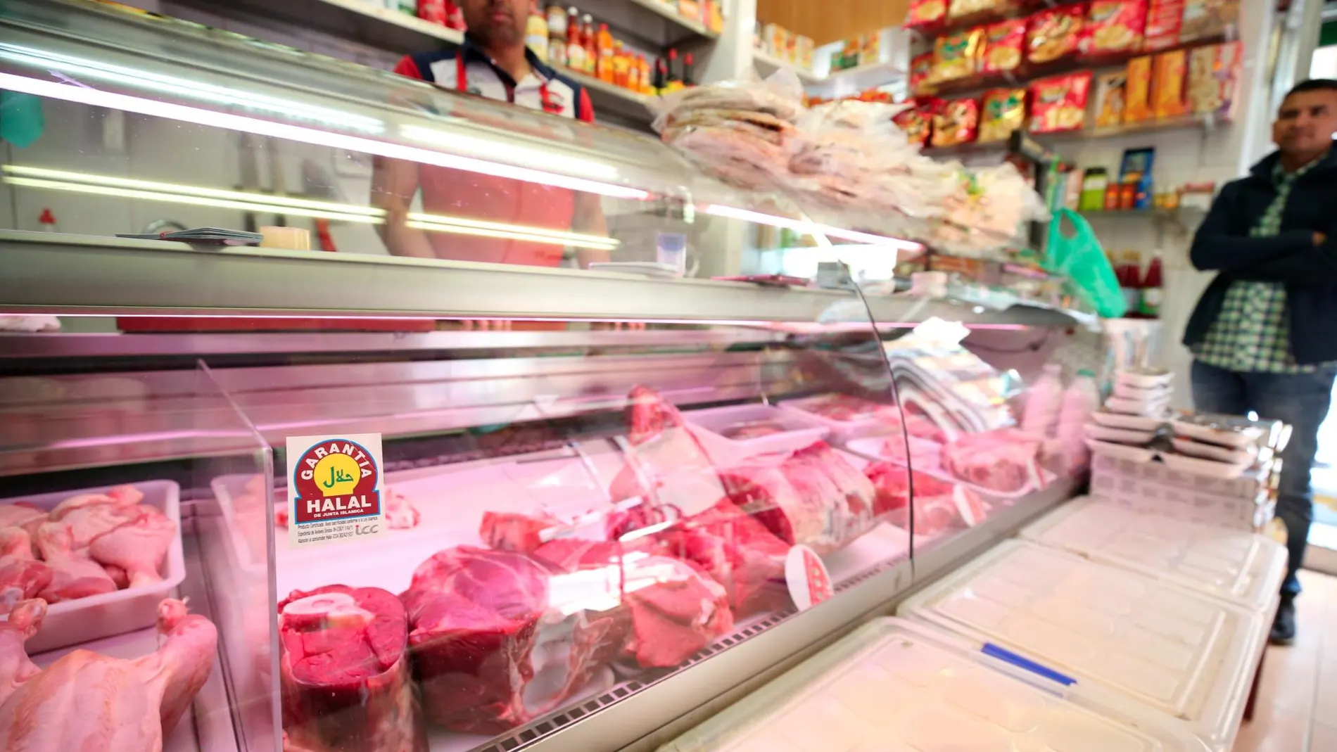 El 37,5% de la carne fresca que se consume en el hogar corresponde a la de pollo | R.M.