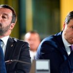 El ex primer ministro Giuseppe Conte junto a Salvani