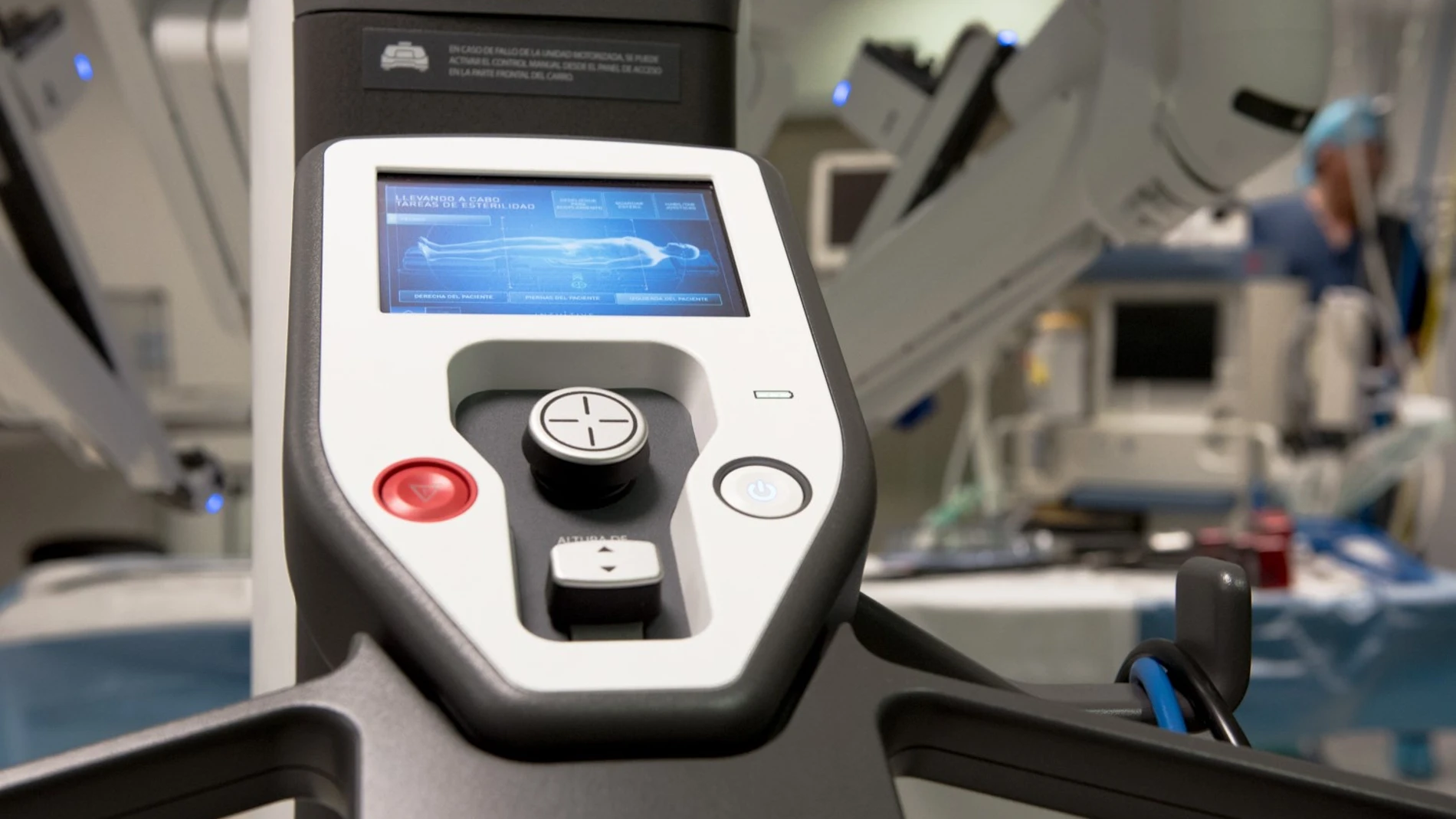 El sistema da Vinci abre un nuevo campo en cirugía de cabeza y cuello mínimamente invasiva