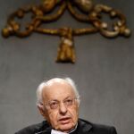El cardenal brasileño Claudio Hummes, relator general del Sínodo, ayer, en la presentación de la cita