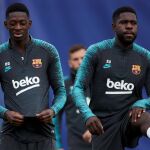 Dembele y Umtiti, en un entrenamiento del Barcelona