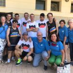 Representantes de los voluntarios junto a los actores de la película "Campeones"y miembros de la Fundación Marcelino Champagnat / La Razón