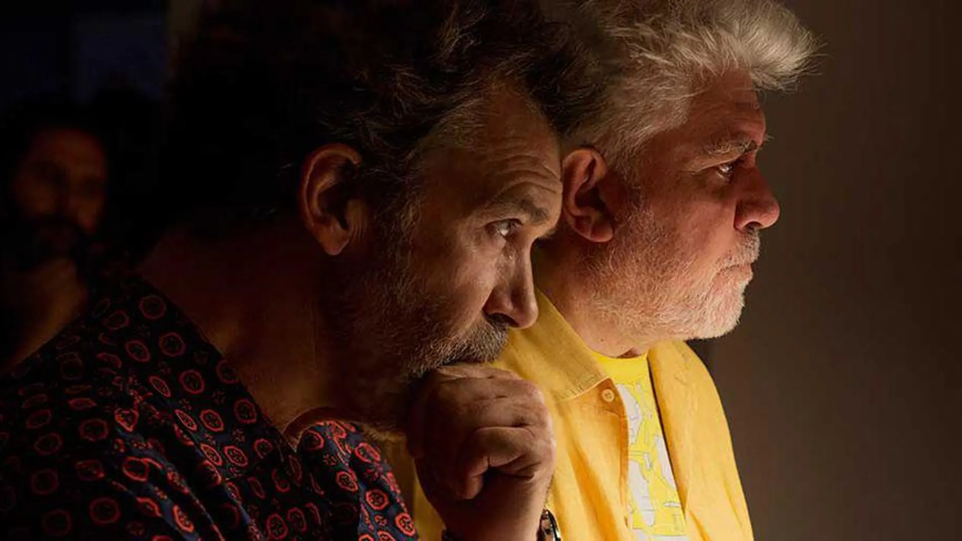 Antonio Banderas y Pedro Almodóvar, durante el rodaje de "Dolor y Gloria"