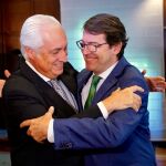 El presidente de Castilla y León, Alfonso Fernández Mañueco, recibe, en su despacho, al del Tribunal Superior de Justicia, José Luis Concepción