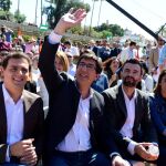 Albert Rivera junto a Juan Marín, entre otros, en un acto electoral / Foto: Ke-Imagen