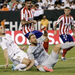 La jugada en la que Jovic choca con Oblak y se lesiona