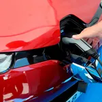 La subvención será tanto para la adquisición del vehículo eléctrico como para la instalación de puntos de recarga