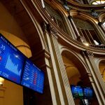 La Bolsa española sube el 0,49 % /Efe