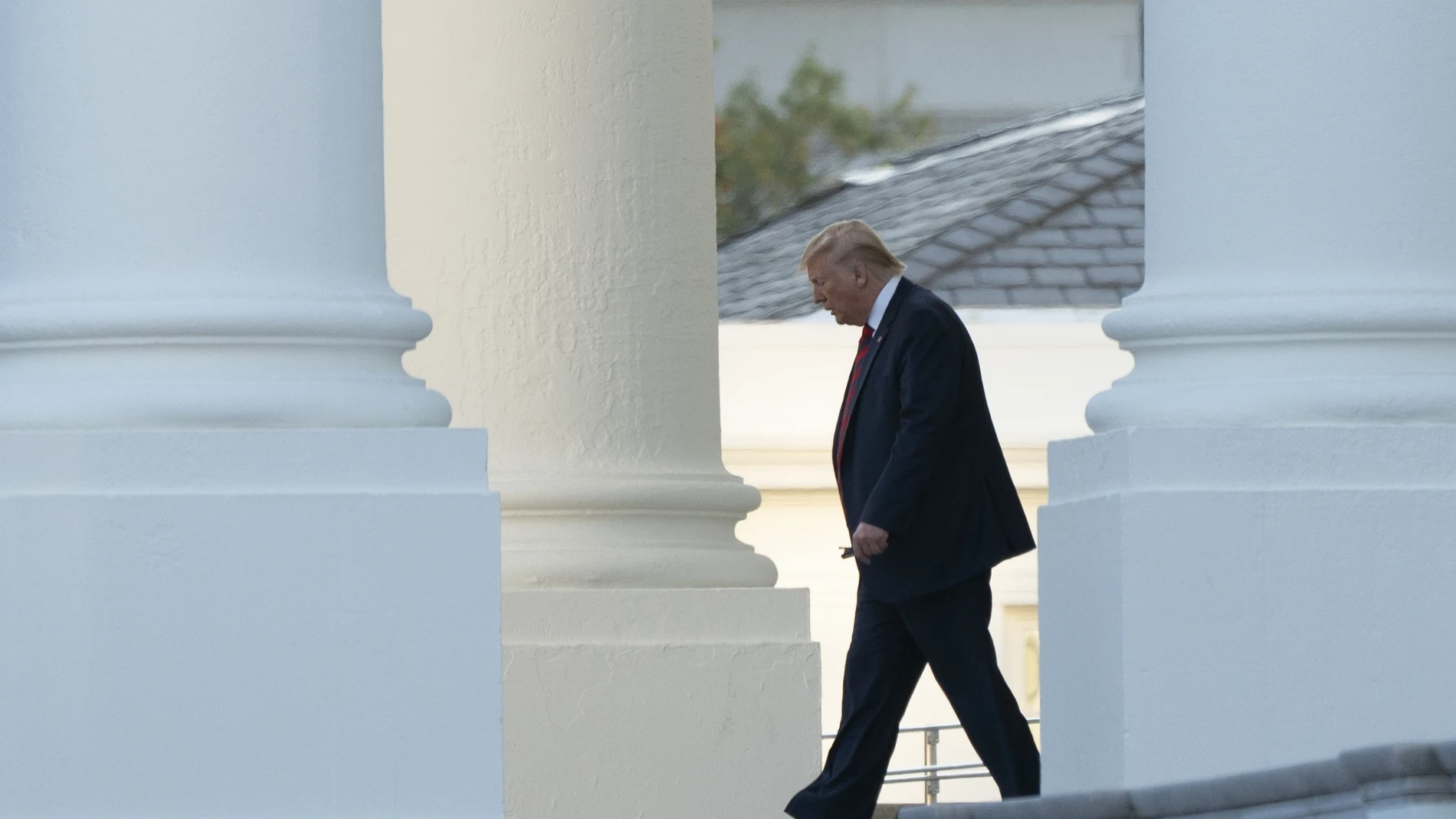 Trump heads to Chicago