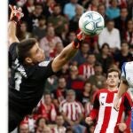 GRAF9391. BILBAO, 30/10/2019.- El portero del Athletic Club de Bilbao, Unai Simón. EFE/Luis Tejido.