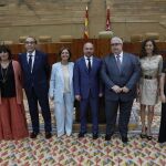 Los componentes de la Mesa de la Asamblea el día de su constitución