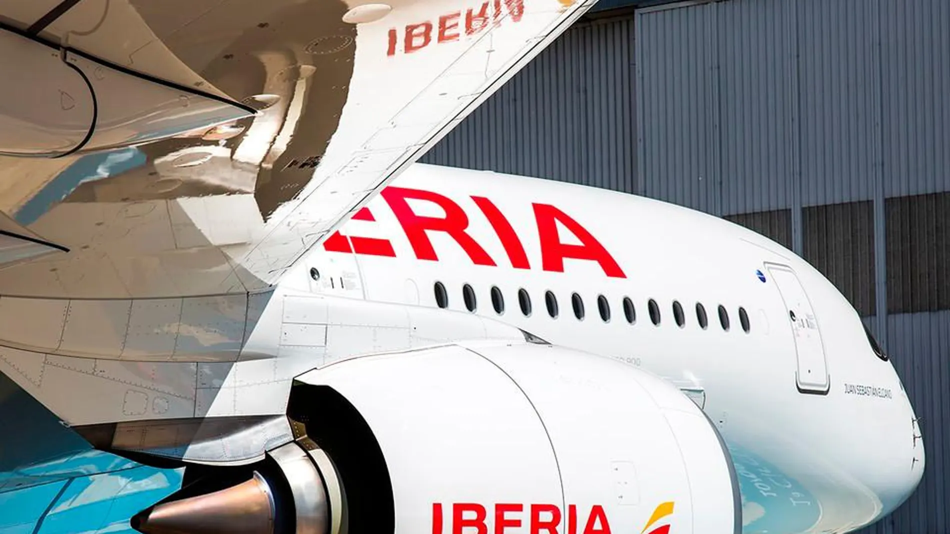 Un avión de Iberia, compañía que pertenece al grupo IAG