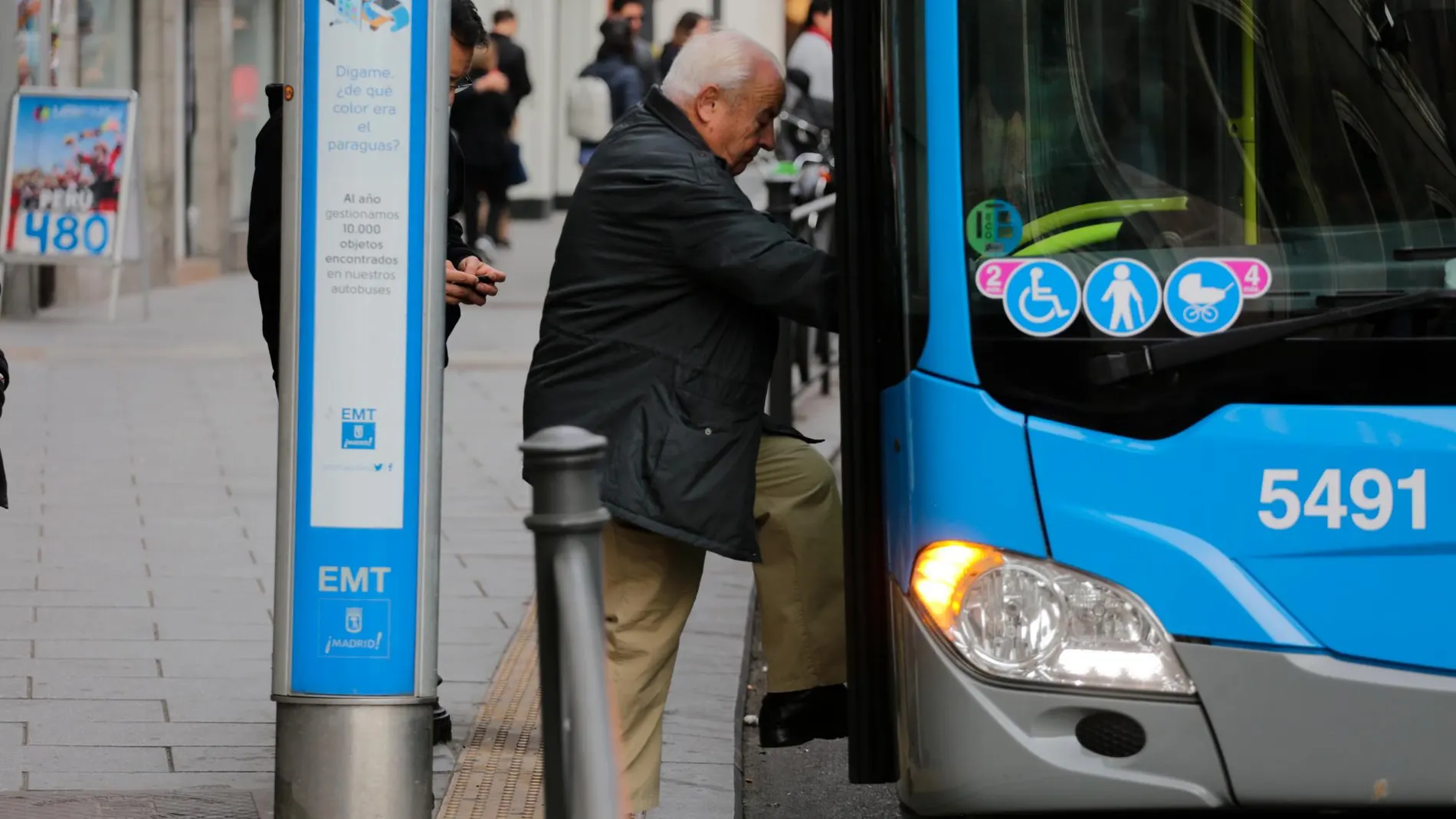 Es necesario haber cumplido la edad mínima legal, fijada en 65 años, para acceder a la jubilación activa
