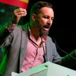 Vox propone un sistema público-privado de pensiones con deducciones de hasta 47.000 euros