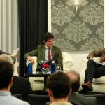 Un momento de la conversación que mantuvieron Pablo Aguado, Pepe Lugo y Rafael Peralta Revuelta / Foto: Manuel Olmedo