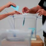 Respecto a las últimos comicios celebrados en un fin de semana sin puente, el descenso es del 11,6 por ciento