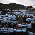 El movimiento independentista se siente respaldado por los resultados electorales, suman el 42,5% de los votos, tres puntos más que en abril (AP Photo/Felipe Dana)