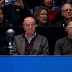 El Rey Juan Carlos, junto a la familia y el equipo de Nadal