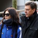 El padre de Diana Quer, Juan Carlos Quer acompañado por su hija, Valeria Quer