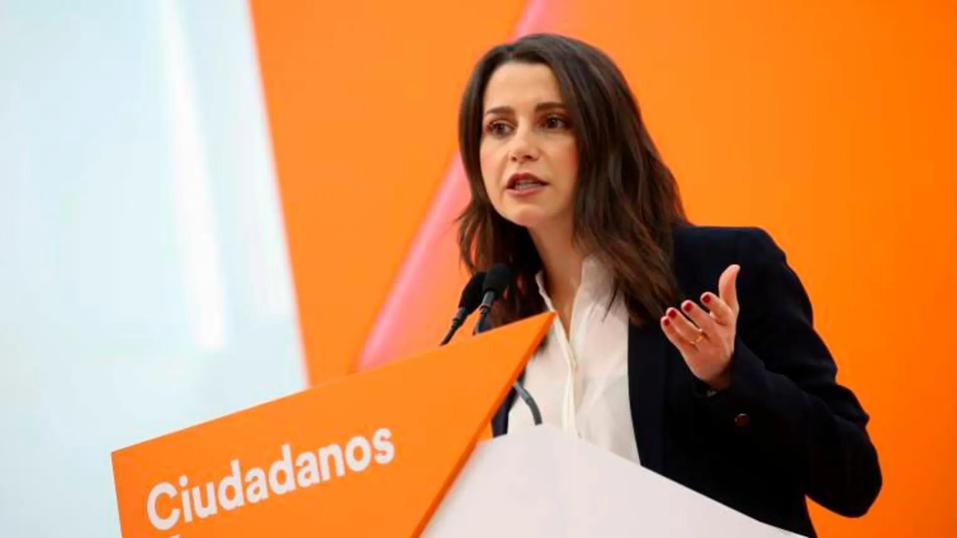 Inés Arrimadas tras una reunión del Comité Permanente de Ciudadanos / J. Fdez.-Largo