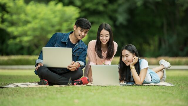 Becas para el progreso
