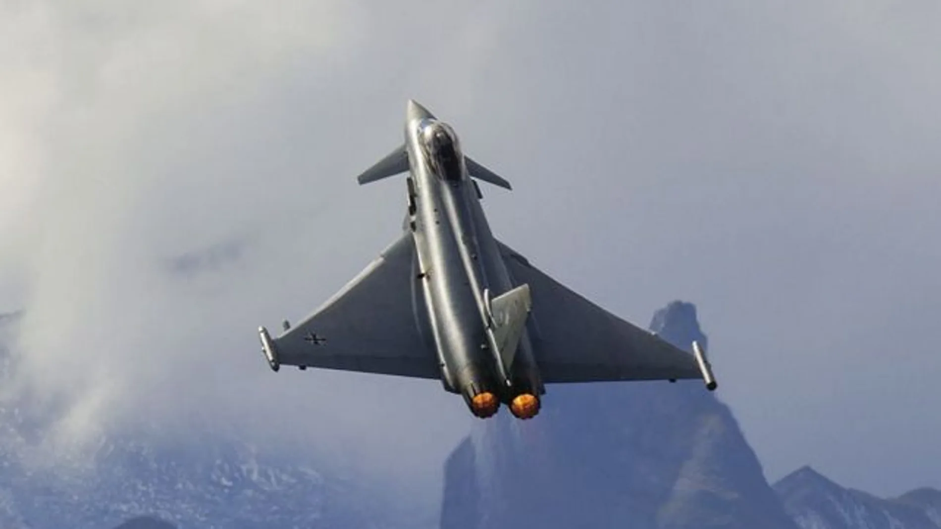 eurofighter calendar 2019 11 2074_643x397