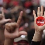 Manifestación de partidarios del ex presidente Lula de Sivla en Sao Bernardo do Campo (Brasil)