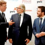 Imagen del presidente de Fomento del Trabajo, Josep Sánchez-Llibre, junto a Ximo Puig y Pere Aragonés