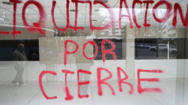 Los pequeños negocios de autónomos en problemas podrían ser los más beneficiados por la ley de segunda oportunidad/Foto: ALBERT GEA/REUTERS
