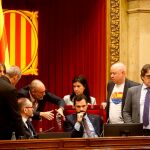 El presidente del Parlament, Roger Torrent, junto a los miembros de la Mesa/Foto: Efe