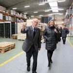 La consejera de Familia e Igualdad de Oportunidades, Isabel Blanco, visita la sede del Banco de Alimentos de Valladolid guiada por el presidente de la entidad, Jesús Mediavilla