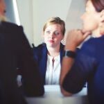 Este término ha sido acuñado por primera vez dentro del ámbito del desarrollo personal por la coach de liderazgo personal y profesional, Mónica García, fundadora del centro de innovación y transformación que lleva el mismo nombre.