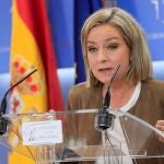 La diputada de Coalición Canaria Ana Oramas, durante la rueda de prensa celebrada hoy viernes en el Congreso