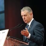 El lehendakari, Iñigo Urkullu, durante su intervención este lunes en un foro sobre las expectativas económicas organizado por El Correo en Bilbao / EFE