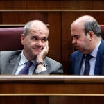 Manuel Chaves y Gaspar Zarrías. Foto: Alberto R. Roldán