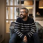 El médico madrileño Javier Padilla, autor del libro "¿A quién vamos a dejar morir?", cuya presentación en Sevilla suspendió por el coronavirus