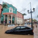 Varios coches atrapados por en el agua a causa de las fuertes lluvias caídas en septiembre en el Campo de Cartagena