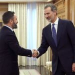 GRAF72Felipe VI recibe en audiencia al líder de Vox, Santiago Abascal