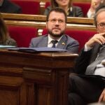 El presidente de la Generalitat, Quim Torra, junto a su vicepresidente, Pere Aragonés