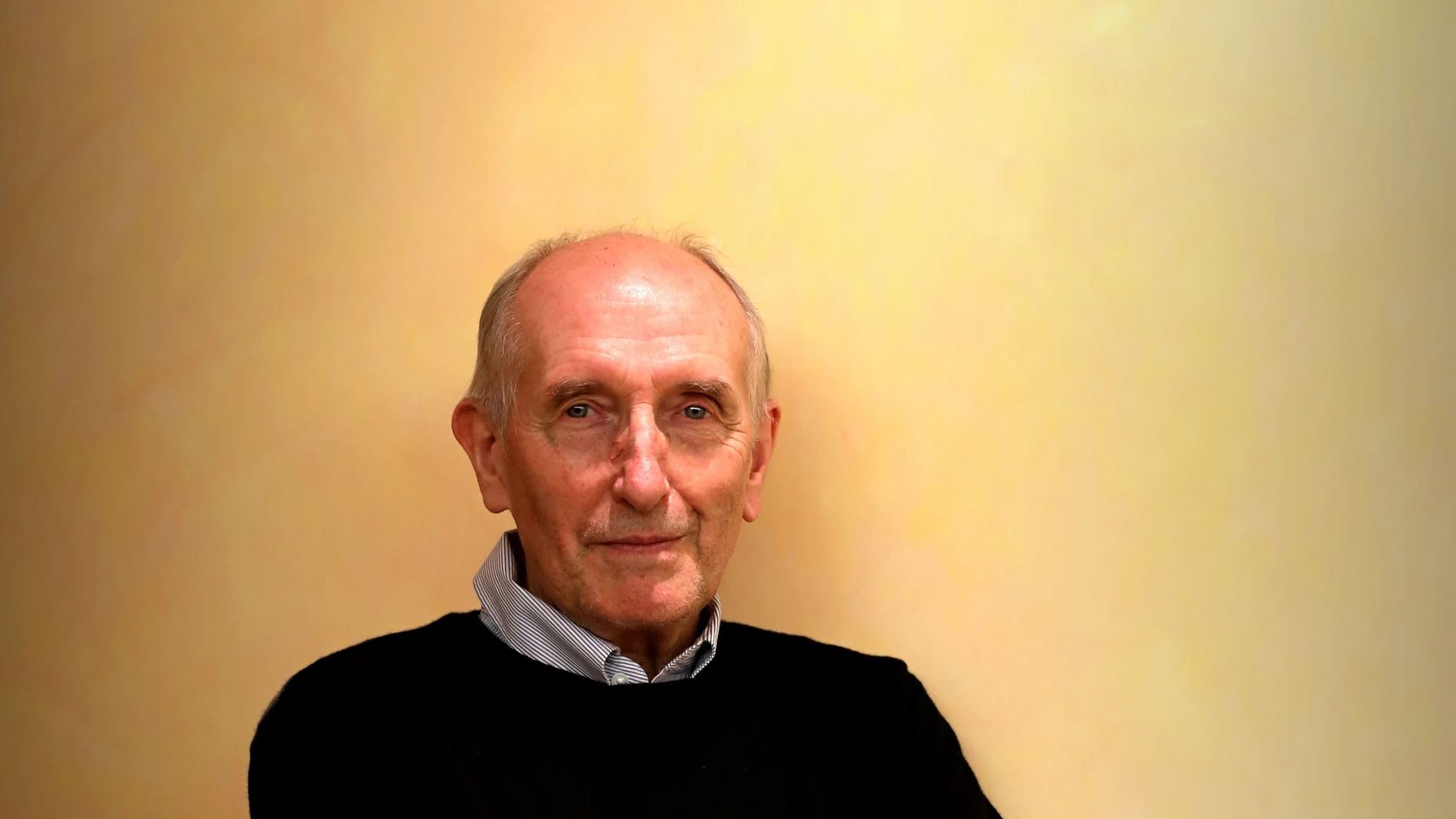 Vaclav Smil, Profesor Emérito de la Universidad de Manitoba