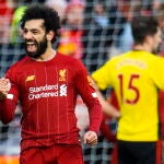 Mohamed Salah celebra uno de sus dos goles al Watford